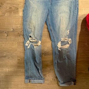 High waisted boyfriend jeans